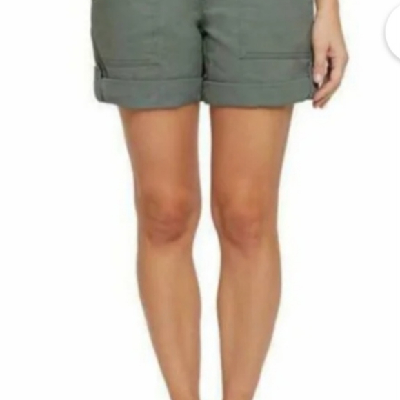 Jones New York New Utility Short - Picture 9 of 12